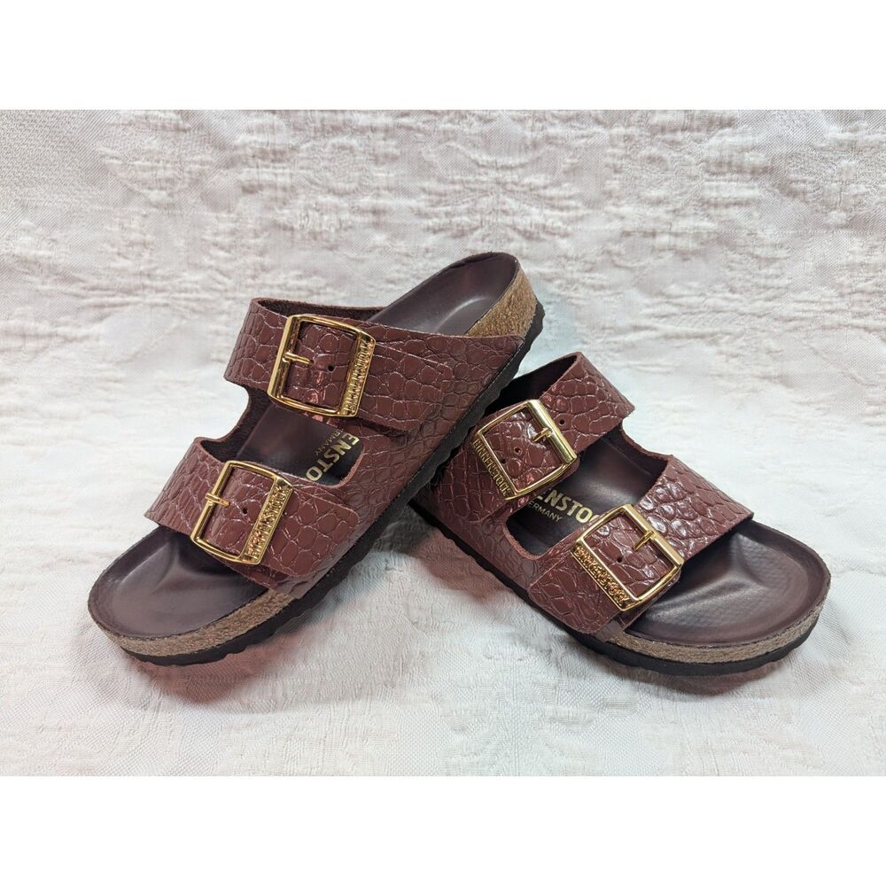 Birkenstock Arizona Rivet Logo Exquisite Chocolate Embossed, Size 6US/37EU